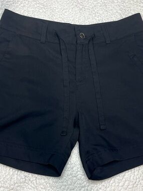 Magellan Outdoors Women's Black Shorts